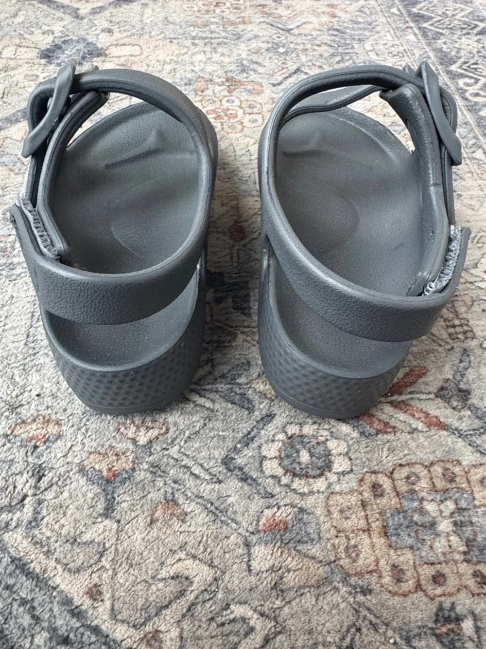 Gray Toddler Sandals Size 7 Double Strap Buckle Summer Shoes